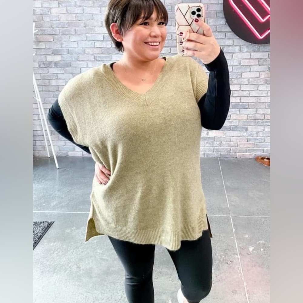 Only Green Knit Sweater Vest